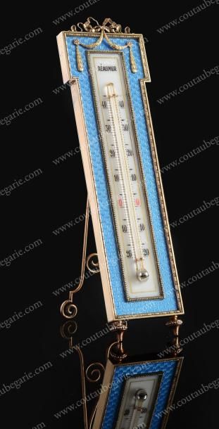 THERMOMETRE DE TABLE EN VERMEIL. Par Carl...