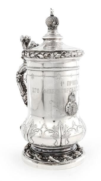 BELLE CHOPE COUVERTE EN ARGENT. Par SAZIKOFF,...