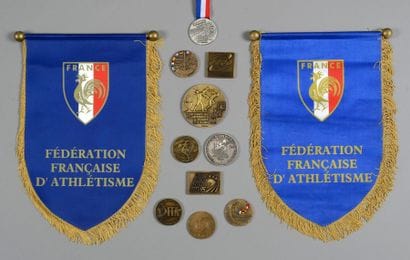 Ensemble de 10 médailles de participants...