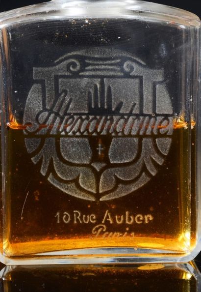 ALEXANDRINE - (1925)
Flacon carafon en cristal...