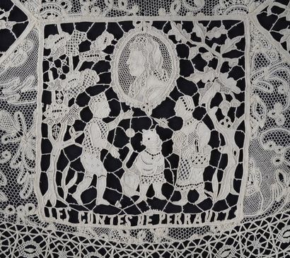 Tapis de table en dentelle aux contes de...
