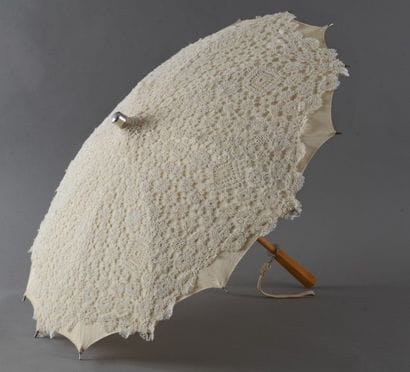 Ombrelle en tissu et dentelle Frivolité,...