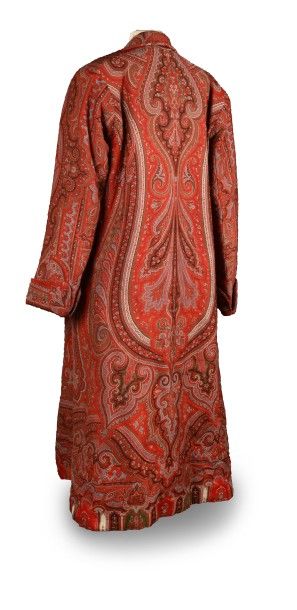 Robe de chambre taillée dans un châle cachemire,...