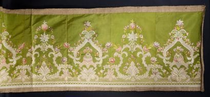 Somptueuse broderie, époque Régence, gros...