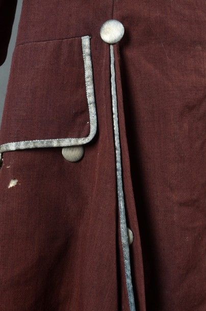 Habit, époque Louis XVI, bel habit à basques...