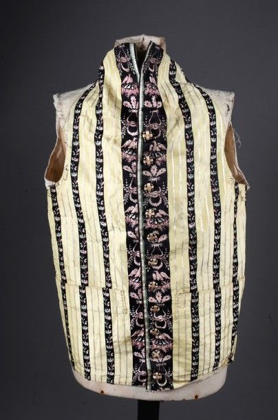 Gilet époque Consulat, pékin à rayures paille,...