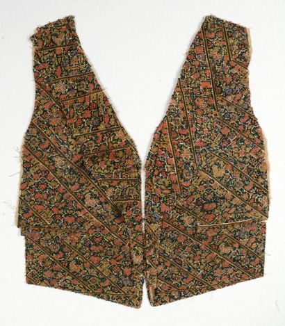 Gilet démonté dans une broderie perse, vers...