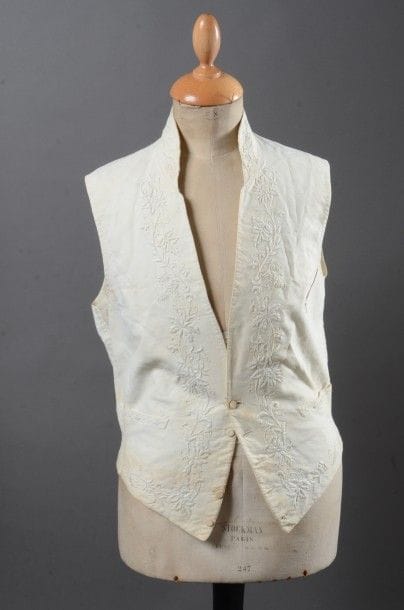 Deux gilets d'homme, époque Louis-Philippe,...