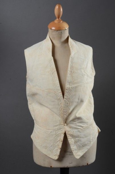 Deux gilets d'homme, époque Louis-Philippe,...