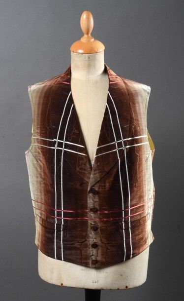 Gilet, milieu du XIXe siècle, gilet col châle...