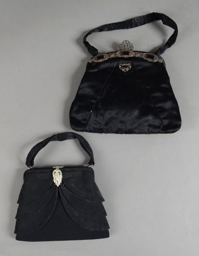 Deux sacs du soir, vers 1920-1930, l'un en...
