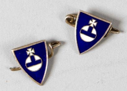 Paire d'insignes des « Jeunes Russes », en...