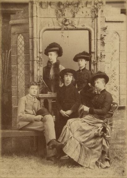 Duchesse de Chartres. Portrait photographique...