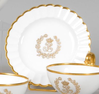 Assiette à pain en porcelaine blanche du...