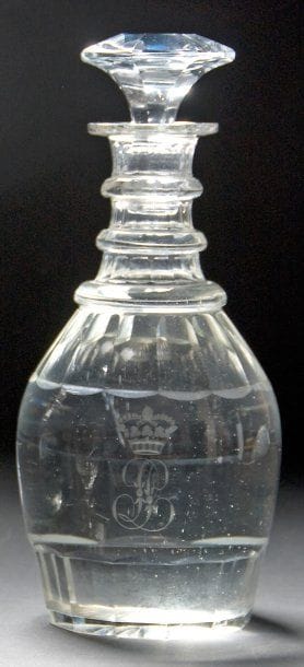 Louis-Philippe, roi des Français. Belle carafe...