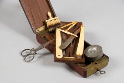 Napoléon Ier, empereur des Français. Nécessaire...