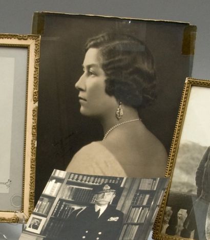 Eugénie, princesse de Grèce. Portrait photographique...