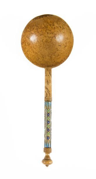 Cuillère en bouleau de Carélie, avec manche...