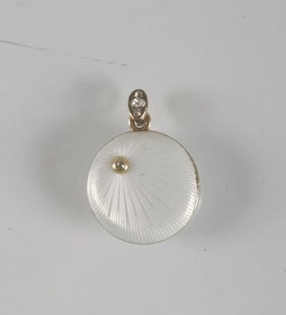 Médaillon pendentif porte photographie, de...