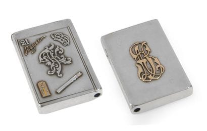 Etui à cigarettes en argent, de forme rectangulaire,...