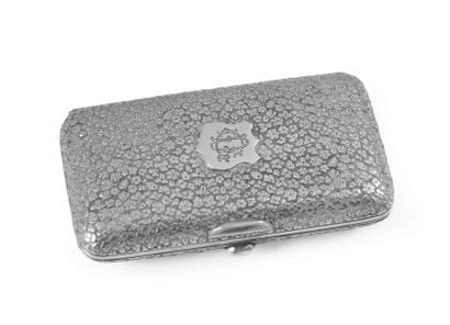 Etui à cigarettes en argent, de forme rectangulaire,...