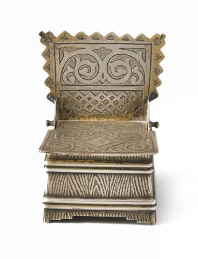 Boîte à sel en argent et vermeil de la Maison...