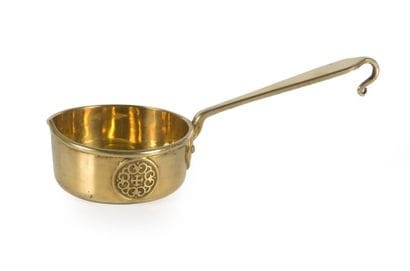 Petite louche en vermeil de la Maison SAZIKOFF,...