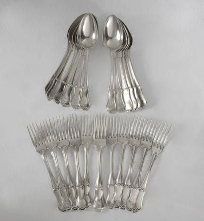 Ménagère en argent, modèle à décor de noeux,...