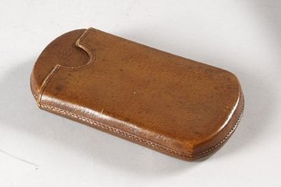 Etui à cigares coulissant en porc. Armes...