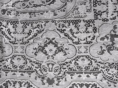 Belle nappe en dentelle à l'aiguille, Venise,...