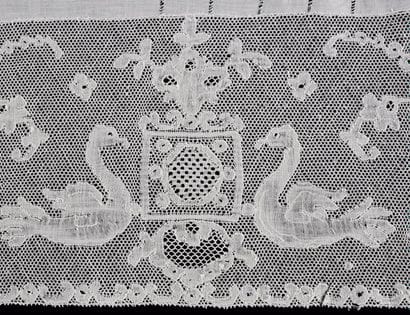 Nappe en fil et dentelle Point de Paris,...