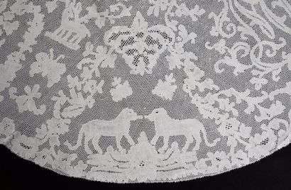 Centre de table, grand chiffre et couronne...