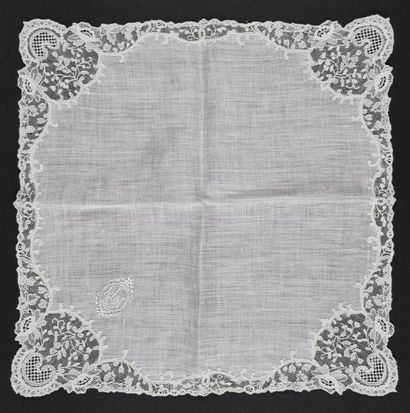 Mouchoir en dentelle d'Alençon, aiguille,...