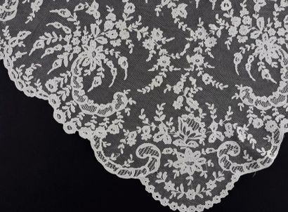 Châle de mariée, pointe en dentelle d'application,...