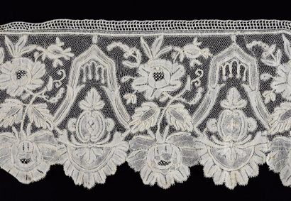 Volant en dentelle de Valenciennes de Brabant,...