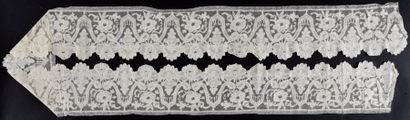 Volant en dentelle de Valenciennes de Brabant,...