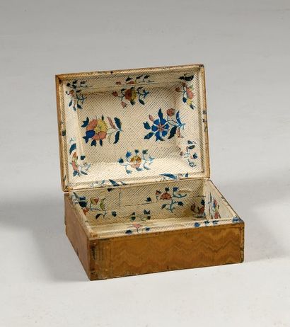 Boîte en marqueterie de paille, époque Louis...