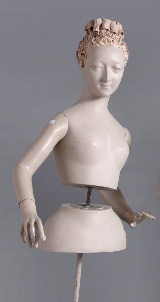 Mannequin, dessiné par Mr Y. Saint -Laurent...