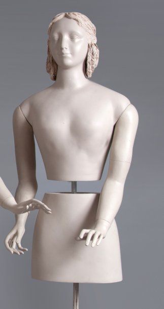 Mannequin dessiné par Mr Y. Saint -Laurent...