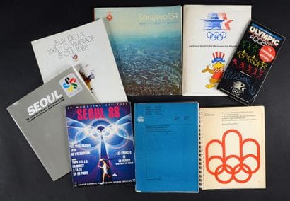 Ensemble de 8 livres et revues sur les Jeux...