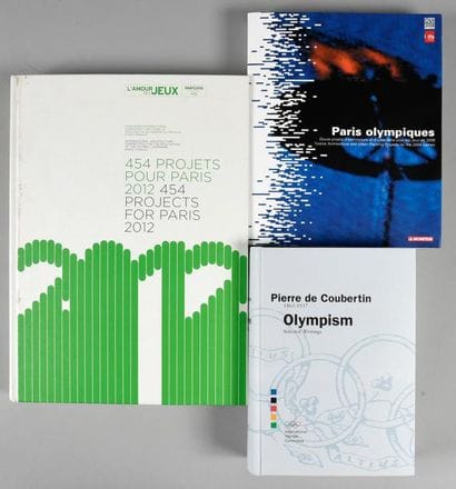 Ensemble de 2 livres Paris Olympique et 454...