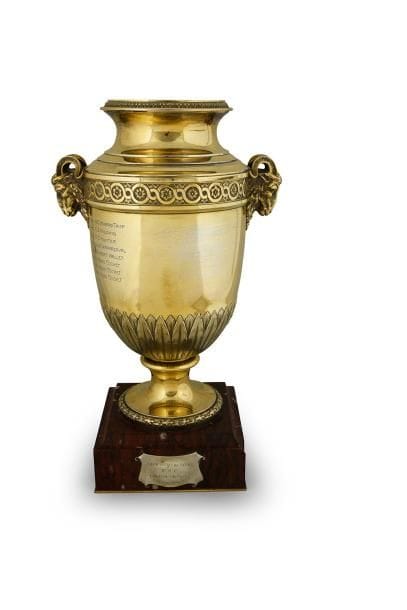 Exceptionnel trophée du Championnat de Savoie...
