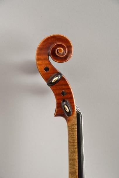 
Très beau Violon de Charles Jean-Baptiste...