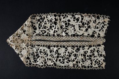 Dentelle Point de France et Venise plat,...