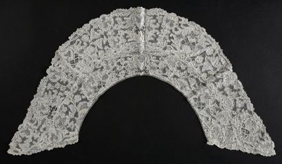 Col, Alençon, aiguille, vers 1720-30.
En...