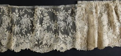 Somptueux volant en Alençon, vers 1860-70.
Dentelle...