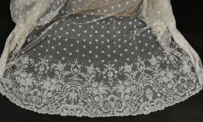 Aube en dentelle 