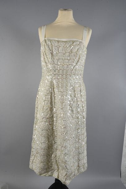 ROBE DE COCKTAIL ET POCHETTE ASSORTIE, vers...