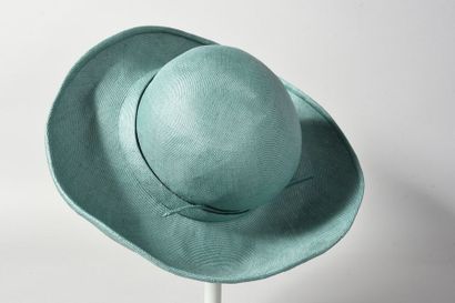 CHAPEAU griffé Mad’leine, 390 rue Saint Honoré,...