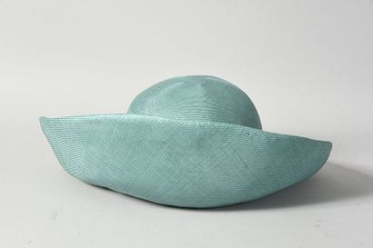 CHAPEAU griffé Mad’leine, 390 rue Saint Honoré,...